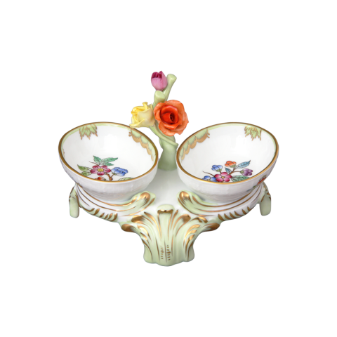 Twin salt cellar, rose knob