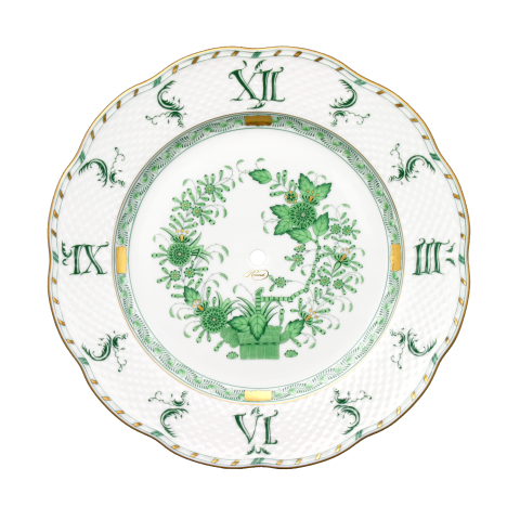 Plate with hole