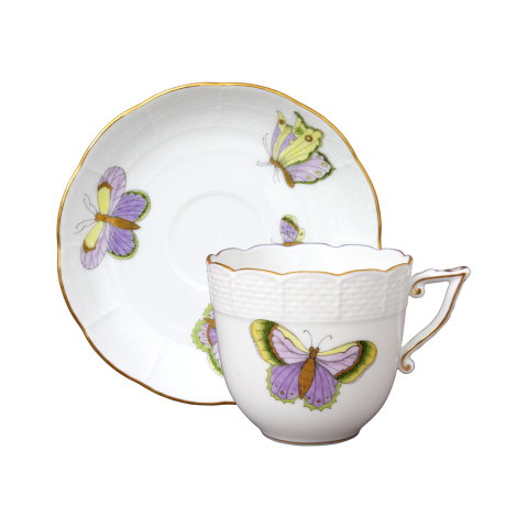 Coffeecup with saucer