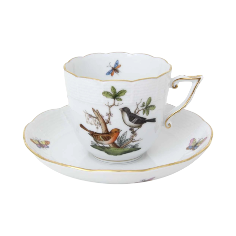 Coffeecup with saucer