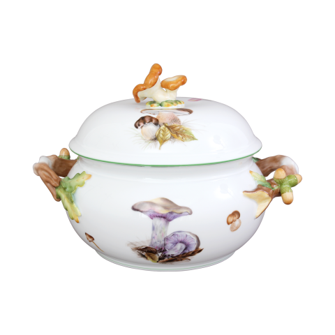 Soup tureen, mushroom knob