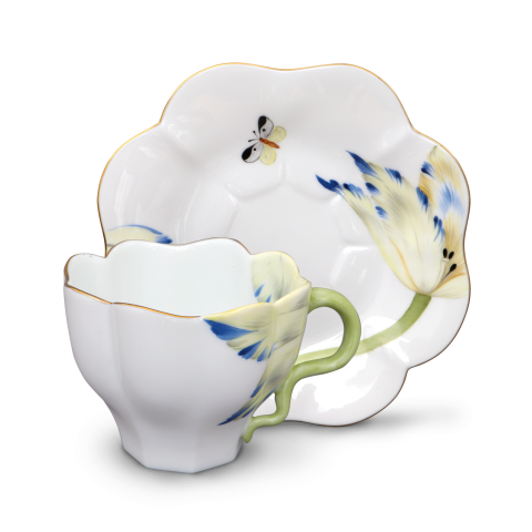 Teacup with saucer