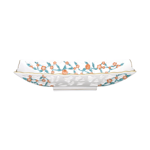 Fancy dish, oblong w. partial VBO pierci