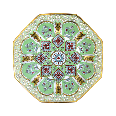 Wall plate, open-work