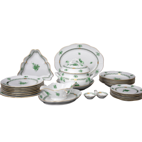 Dinner service for 6 persons decorated in AV